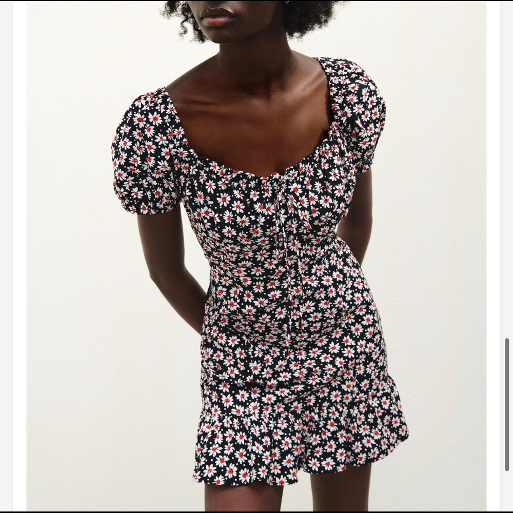 NEW ZARA WOMAN NWT SS21 RED-BLACK DAISY PRINT MINI DRESS SIZE Medium